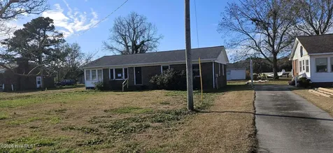 33145 Us Highway 264 Engelhard NC 27824