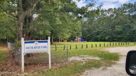 129 Cummins Creek Road Beaufort NC 28516