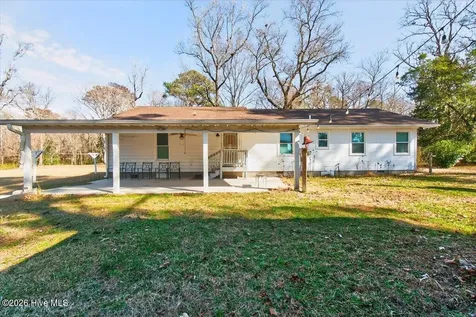765 George II Highway SE Winnabow NC 28479