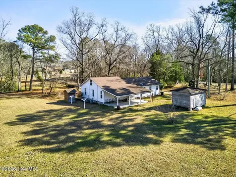 765 George II Highway SE Winnabow NC 28479