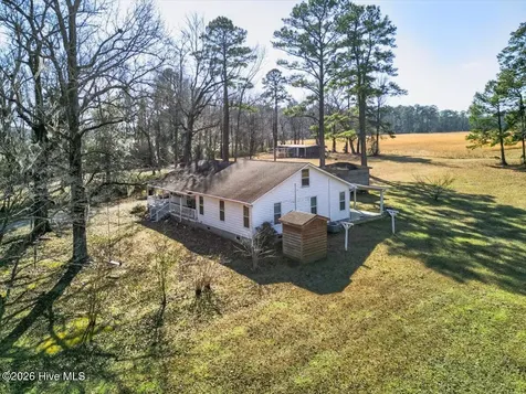 765 George II Highway SE Winnabow NC 28479