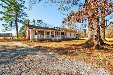765 George II Highway SE Winnabow NC 28479