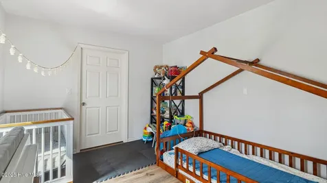 107 Pinnacle Court West End NC 27376
