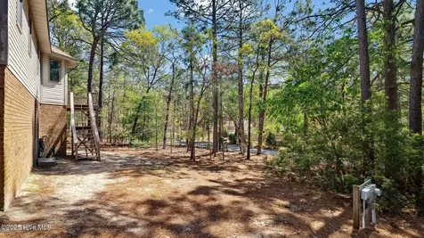 107 Pinnacle Court West End NC 27376