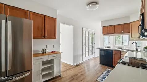 107 Pinnacle Court West End NC 27376