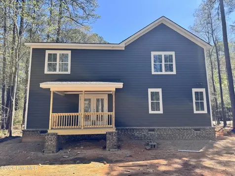 672 Willow Lane Vass NC 28394