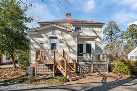 1305 N Market Street Washington NC 27889