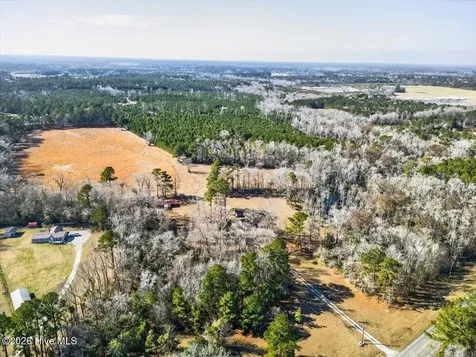 765 George II Highway SE Winnabow NC 28479
