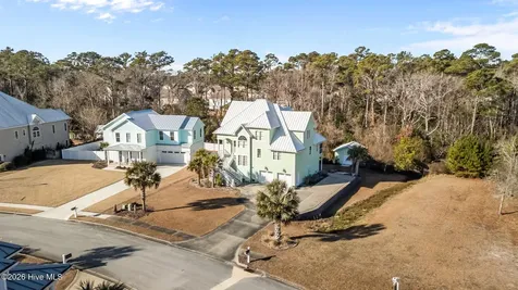 109 Key West Lane Newport NC 28570