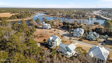 109 Key West Lane Newport NC 28570