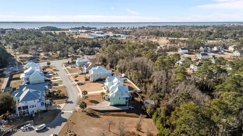 109 Key West Lane Newport NC 28570