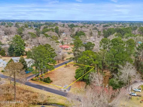 2307 Mckinley Avenue New Bern NC 28562