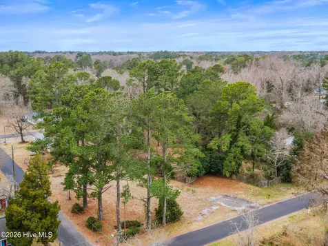2307 Mckinley Avenue New Bern NC 28562
