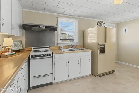 75 Clarkland Village Street Elizabethtown NC 28337
