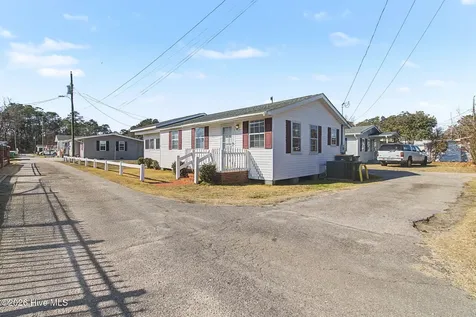 75 Clarkland Village Street Elizabethtown NC 28337