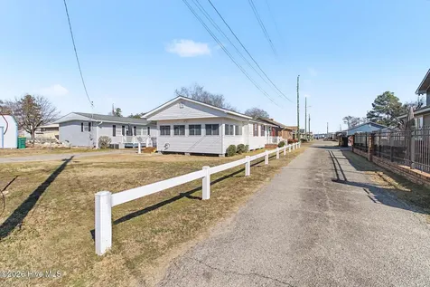 75 Clarkland Village Street Elizabethtown NC 28337