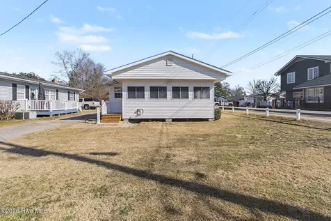 75 Clarkland Village Street Elizabethtown NC 28337