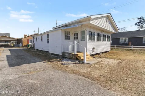 75 Clarkland Village Street Elizabethtown NC 28337