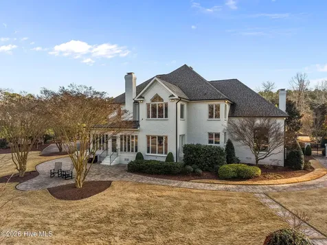 911 White Horse Drive Greenville NC 27834
