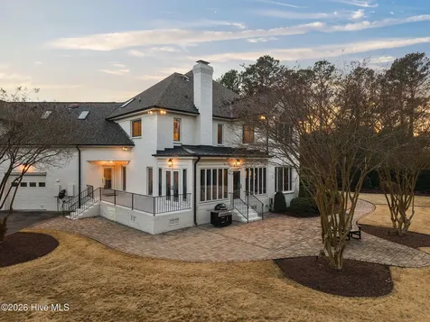 911 White Horse Drive Greenville NC 27834