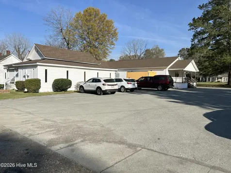 213 E Columbus Street Whiteville NC 28472