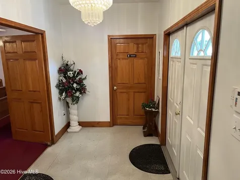 213 E Columbus Street Whiteville NC 28472