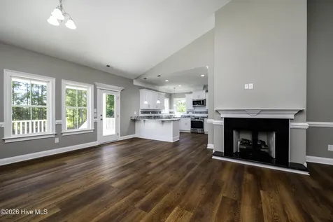 117 Mom Lane New Bern NC 28562