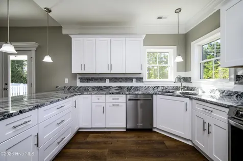 117 Mom Lane New Bern NC 28562