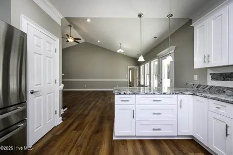 117 Mom Lane New Bern NC 28562