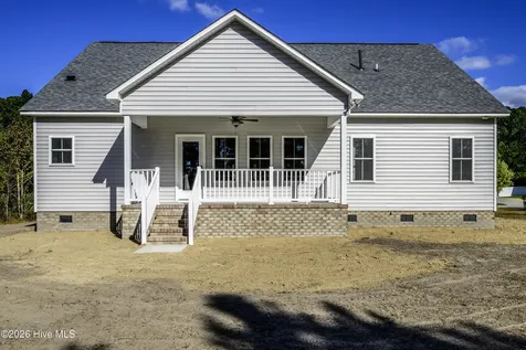 117 Mom Lane New Bern NC 28562