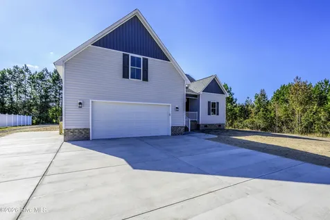 117 Mom Lane New Bern NC 28562