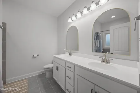 3002 Sharpnose Street New Bern NC 28562