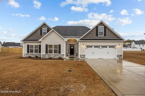 3002 Sharpnose Street New Bern NC 28562