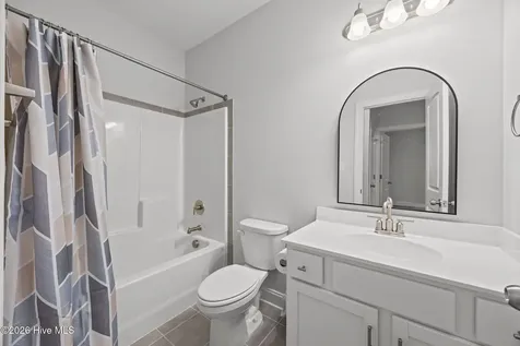 3002 Sharpnose Street New Bern NC 28562