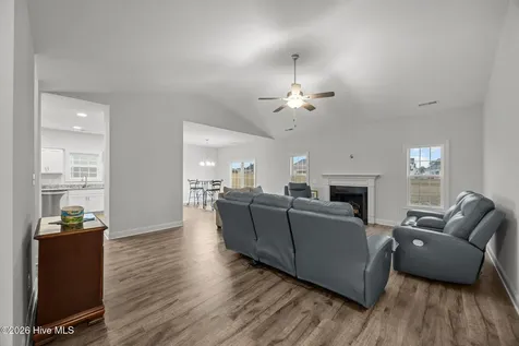 3002 Sharpnose Street New Bern NC 28562