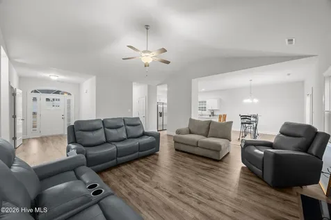 3002 Sharpnose Street New Bern NC 28562