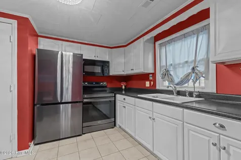 404 Dobbs Street Atlantic Beach NC 28512