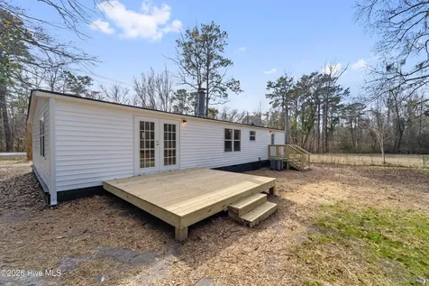 529 Hubert Boulevard Hubert NC 28539