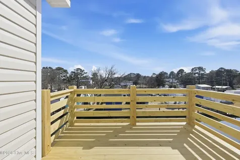 113 Reef Lane Grandy NC 27939