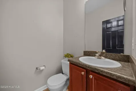 106 Dukes Lake Circle Richlands NC 28574