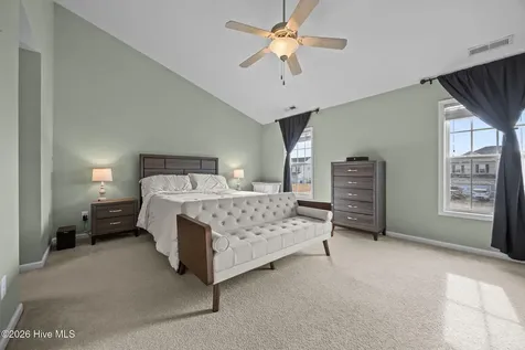 106 Dukes Lake Circle Richlands NC 28574