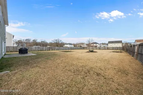 106 Dukes Lake Circle Richlands NC 28574
