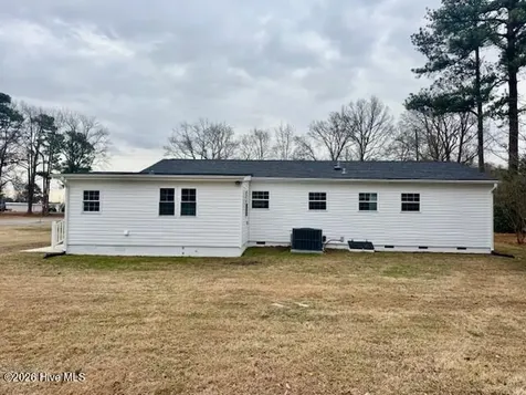903 E Balsey Street Clinton NC 28328
