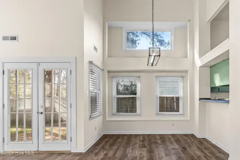493 Hemlock Drive Jacksonville NC 28546