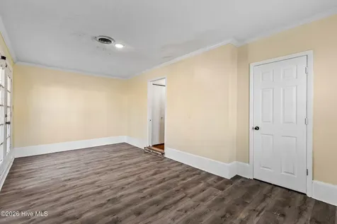 493 Hemlock Drive Jacksonville NC 28546