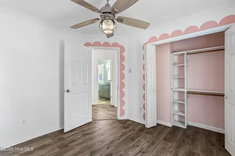 493 Hemlock Drive Jacksonville NC 28546