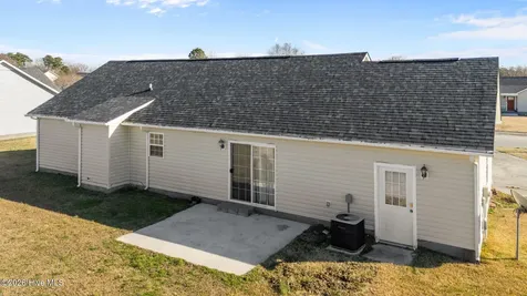 119 Annie Road Richlands NC 28574