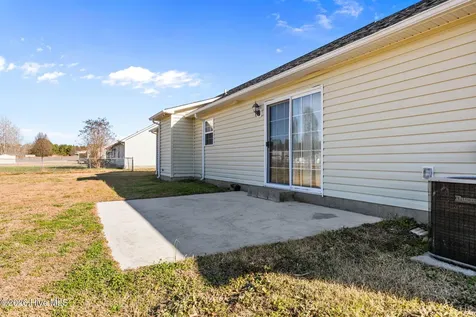 119 Annie Road Richlands NC 28574