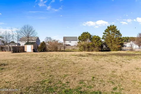119 Annie Road Richlands NC 28574