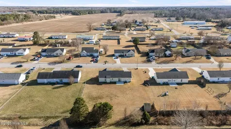 119 Annie Road Richlands NC 28574